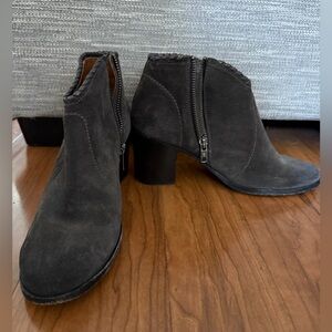 Frye Women's Grey Ankle Boots